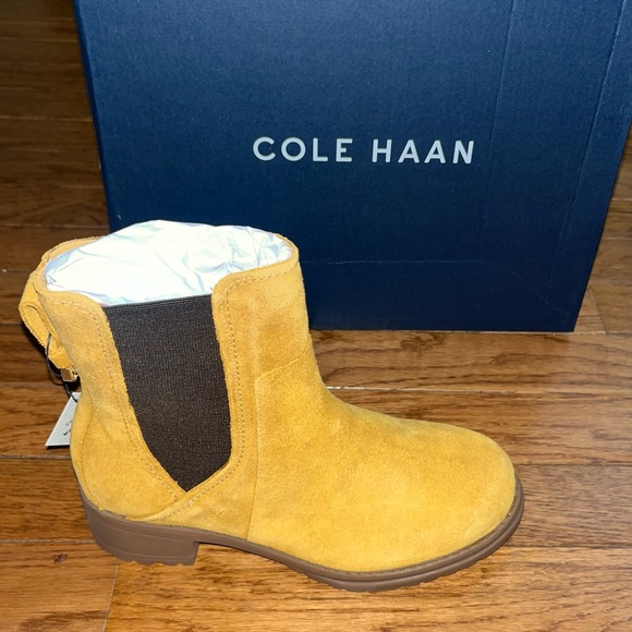 Cole Haan Suede Waterproof Camea Chelsea Boots Amber Color Women’s Size 5 - Picture 4 of 11